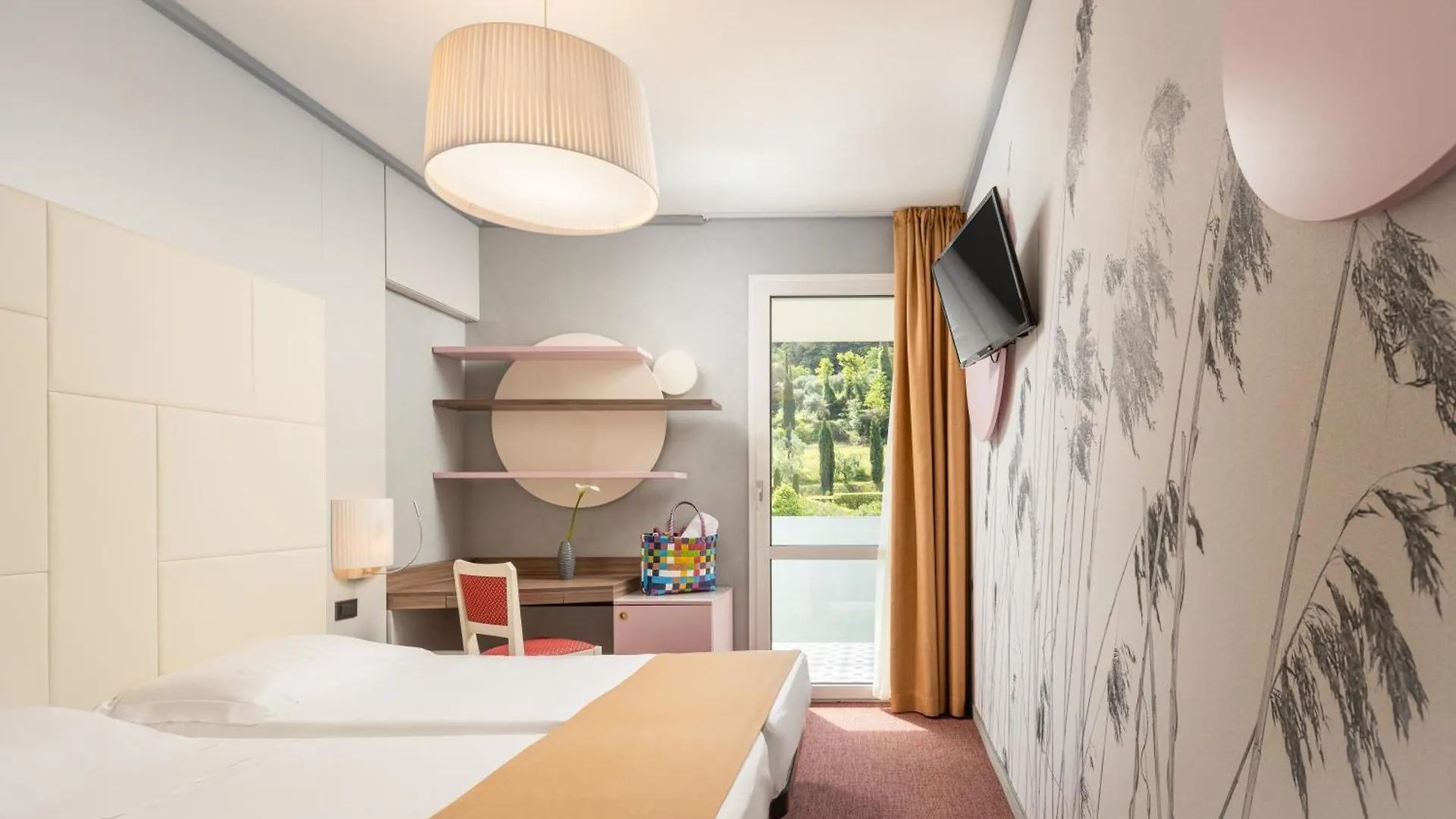 Hotel La Perla - Bike Hotel Garda  Italien