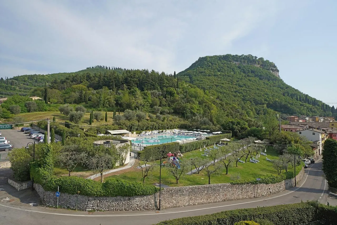 Hotel La Perla - Bike Hotel Garde