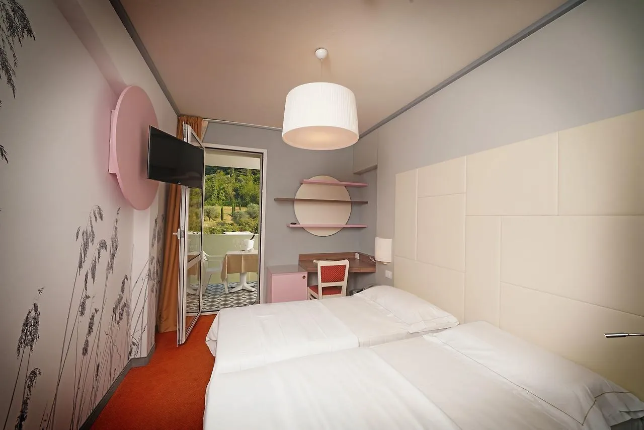 Hotel La Perla - Bike Hotel Garda