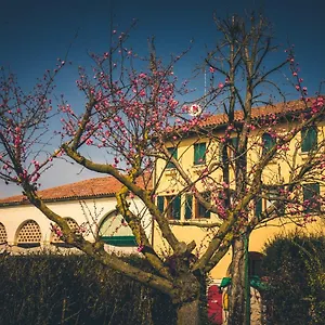 Le Vigne Morosina Farm stay