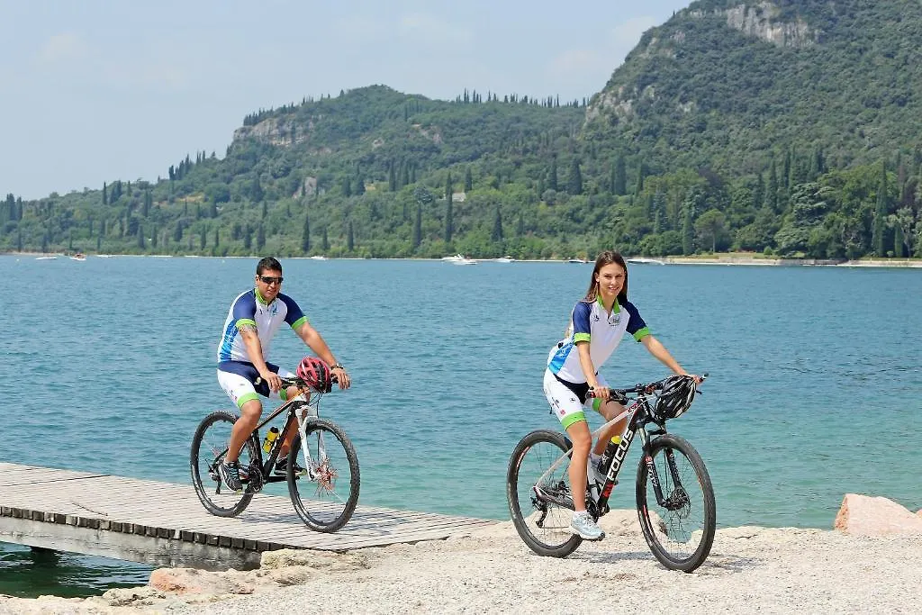 Hotel La Perla - Bike Hotel Garda  3*, Garda (Verona) Italy