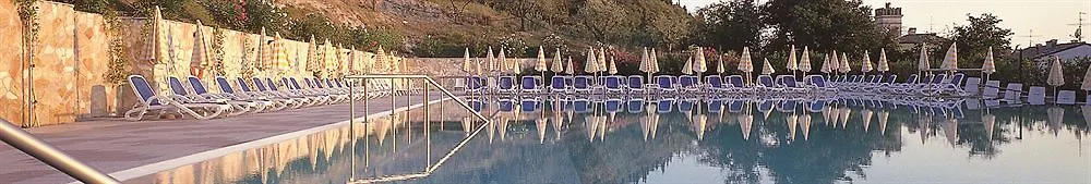 ***  Hotel La Perla - Bike Hotel Garda  Italy