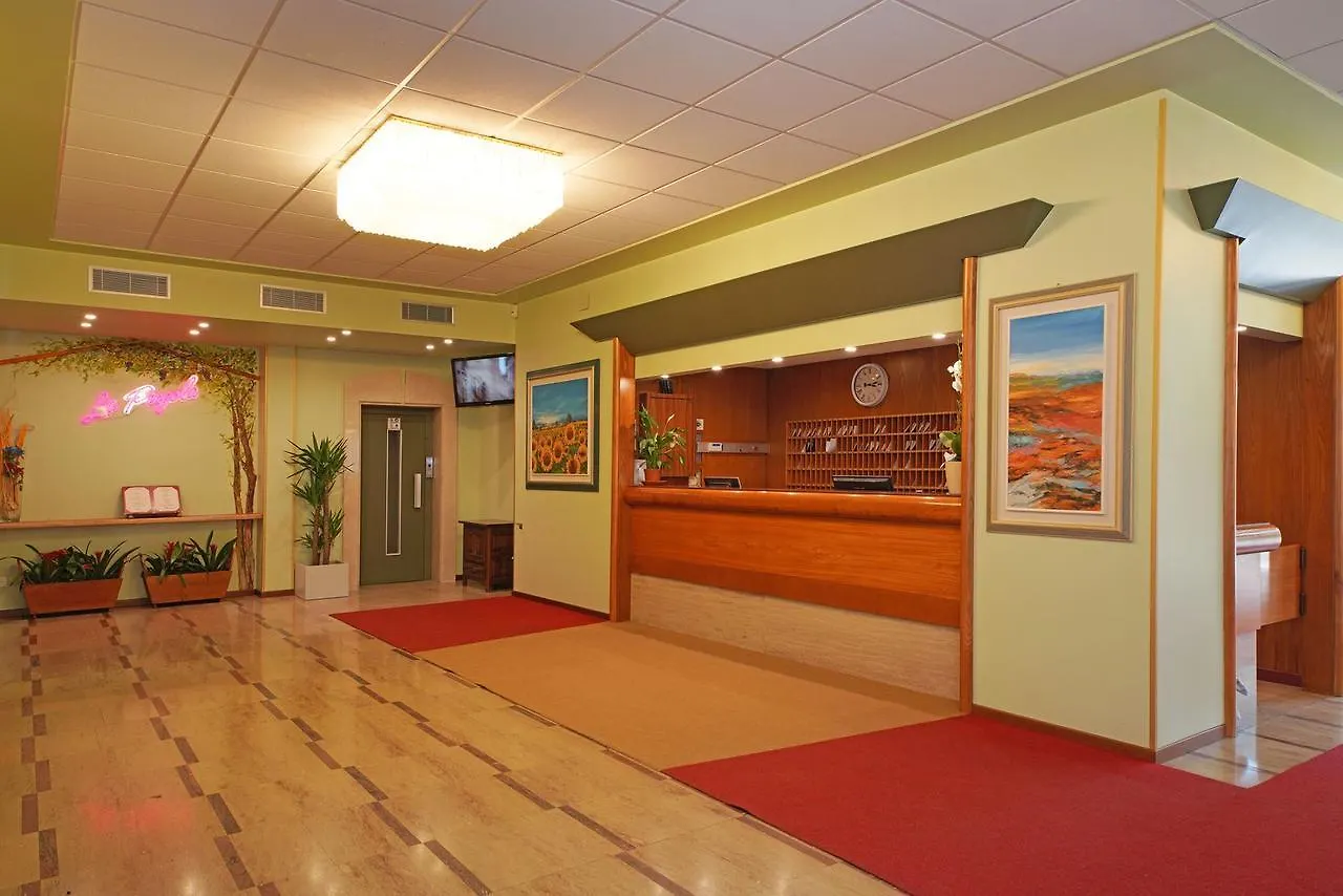 Hotel La Perla - Bike Hotel Garda  Italy