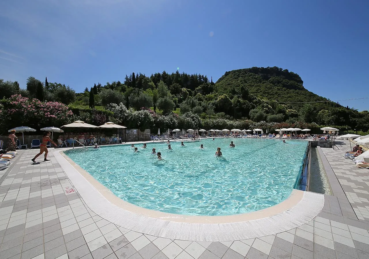 Hotel La Perla - Bike Hotel Garda  3*, Garda (Verona)