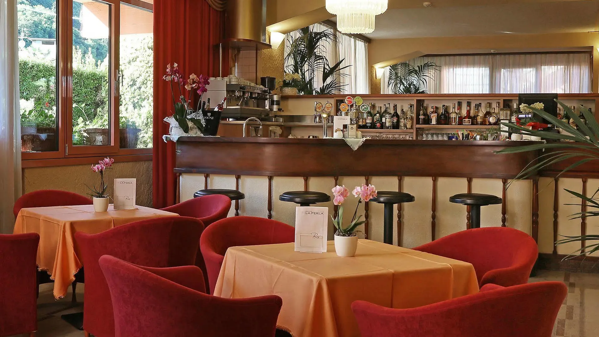 Hotel La Perla - Bike Hotel Garda  3*, Garda (Verona)