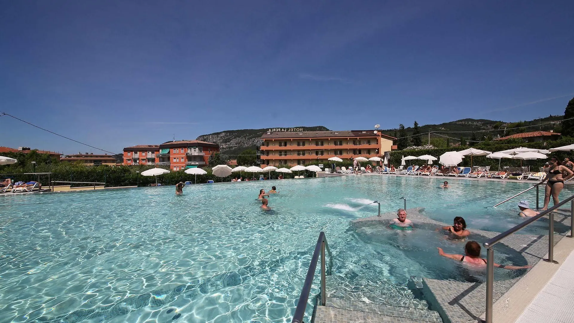 Hotel La Perla - Bike Hotel Garda